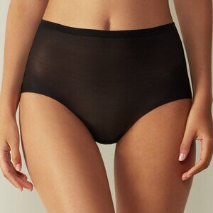 Intimissimi Invisible Touch Hipster in Black Size S